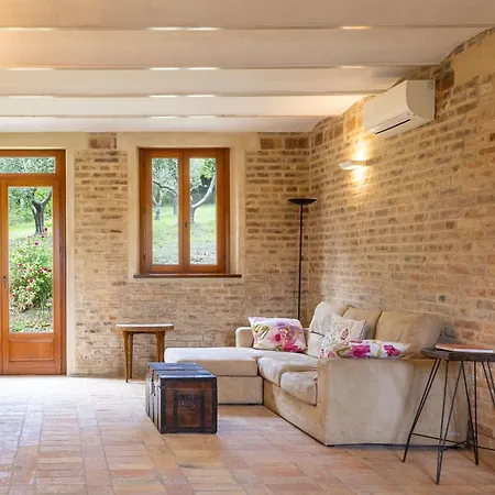 Lucia Dom wakacyjny *